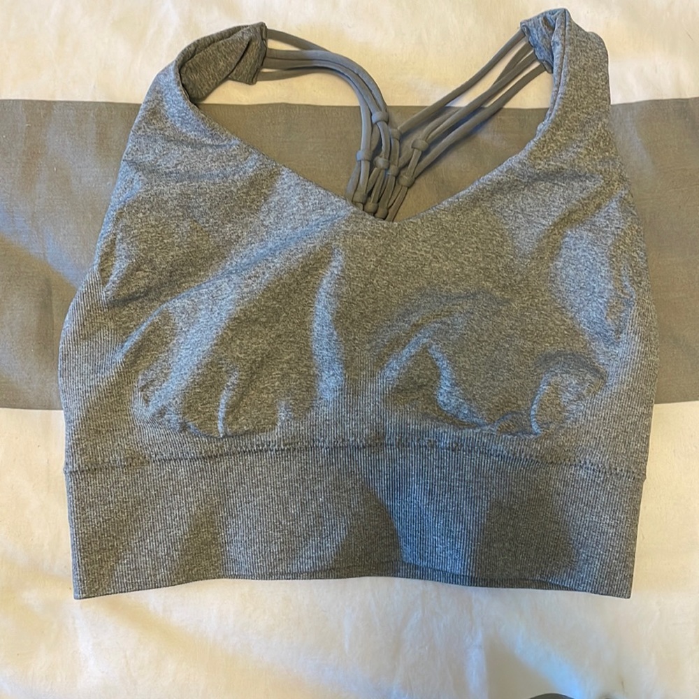 Sports bra